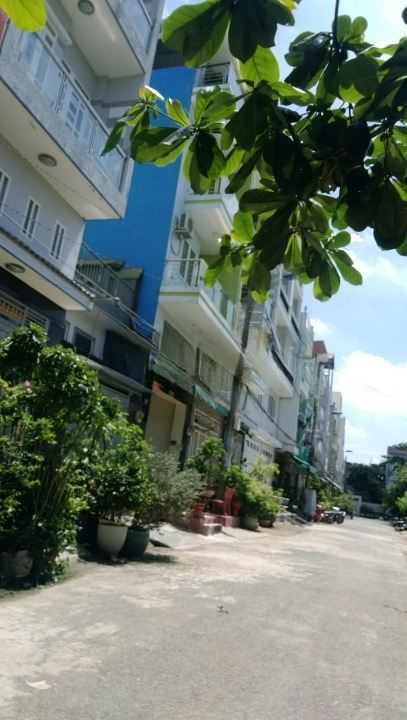 Bán Nhà Mặt Phố Đường 10m Khu Bình Phú P10 Q6 - 4x16m