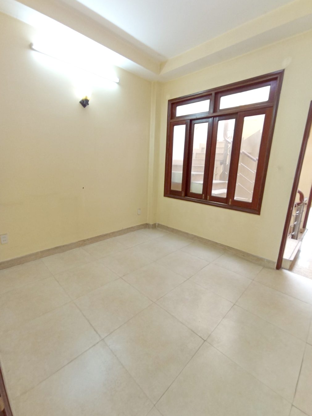 Bán nhà hẻm xe tải 8m , gần chợ Phú Lâm