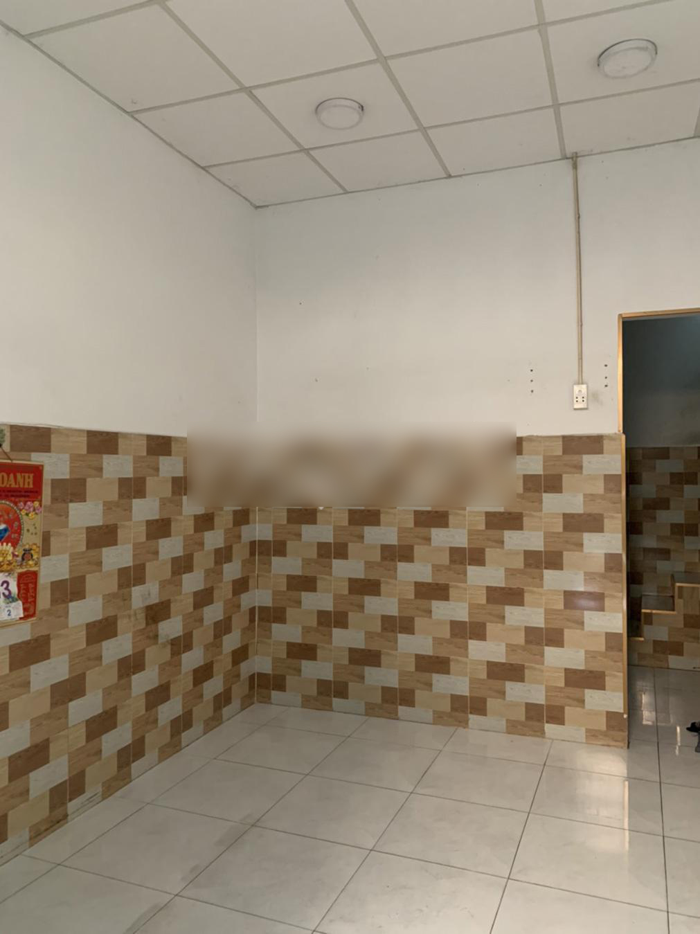 Bán nhà 4.1x18.2 mặt tiền kinh doanh Gần chợ Phú Lâm , có lề đường lớn