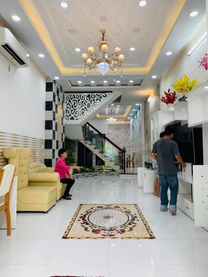 Bán Nhà 3 Lầu Sân Thượng Mặt Tiền Kinh Doanh 20m Gần Trường Học Bình Phú P10 Q6 - 4x20m