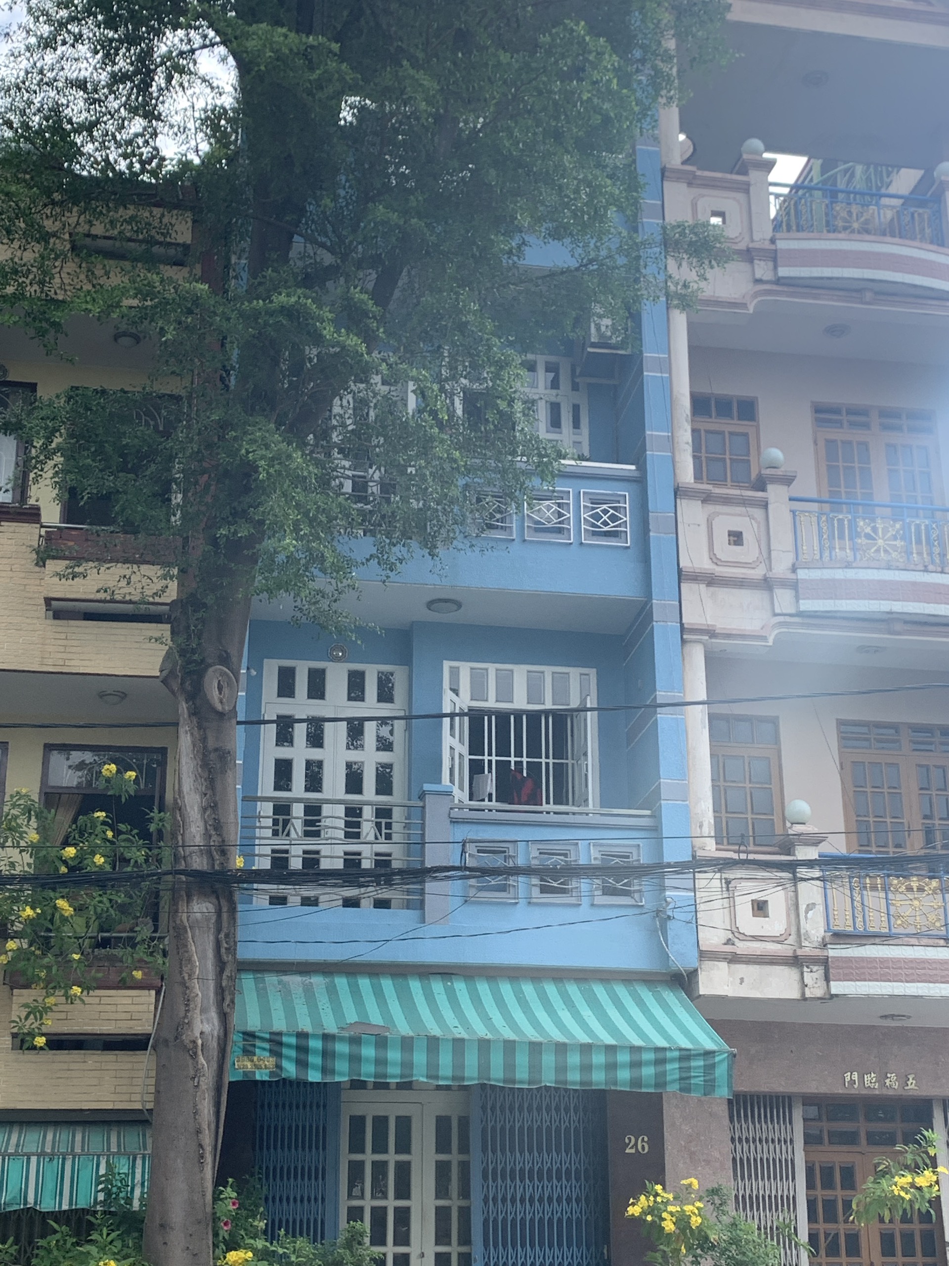 Nhà bán MTKD sung túc P10 Q6 - 4x18m - Đúc 2 lầu sân thượng - 4PN 4WC