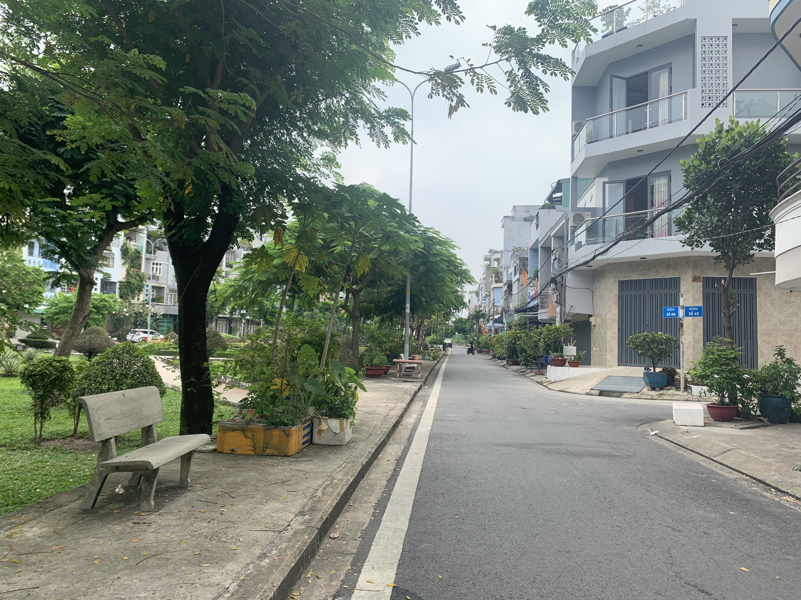 Nhà bán Khu Bình Phú P10 Q6 đối diện Công Viên - 4x10m - đúc 1 lầu