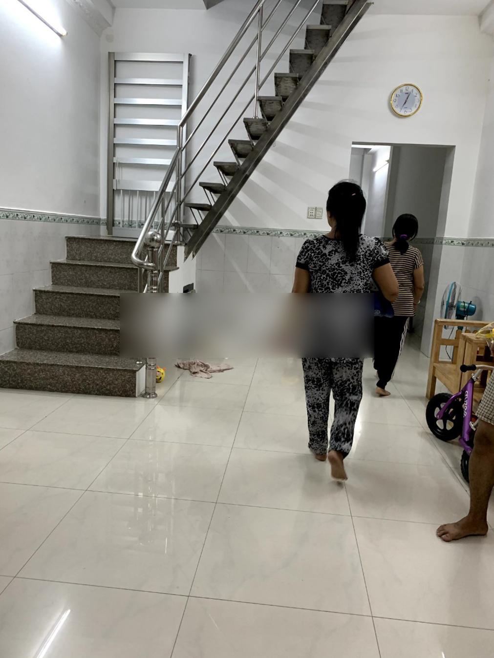 Bán nhà 1 lầu Quận 6 - Gần chợ Phú Lâm , nở hậu