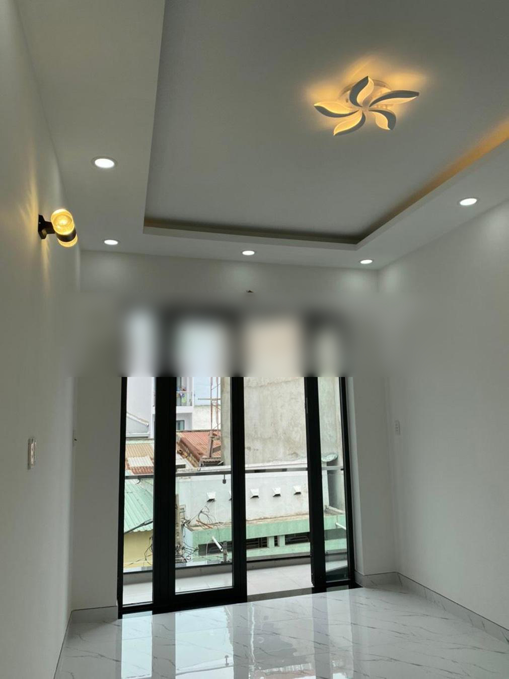 Bán nhà đẹp đường nội bộ - Gần cầu Phạm Văn Chí