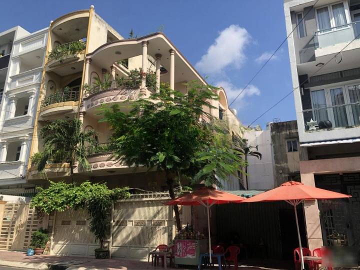 Nhà bán MTKD khu Bình Phú P11 Q6 - 8x20m - Đúc 2 lầu