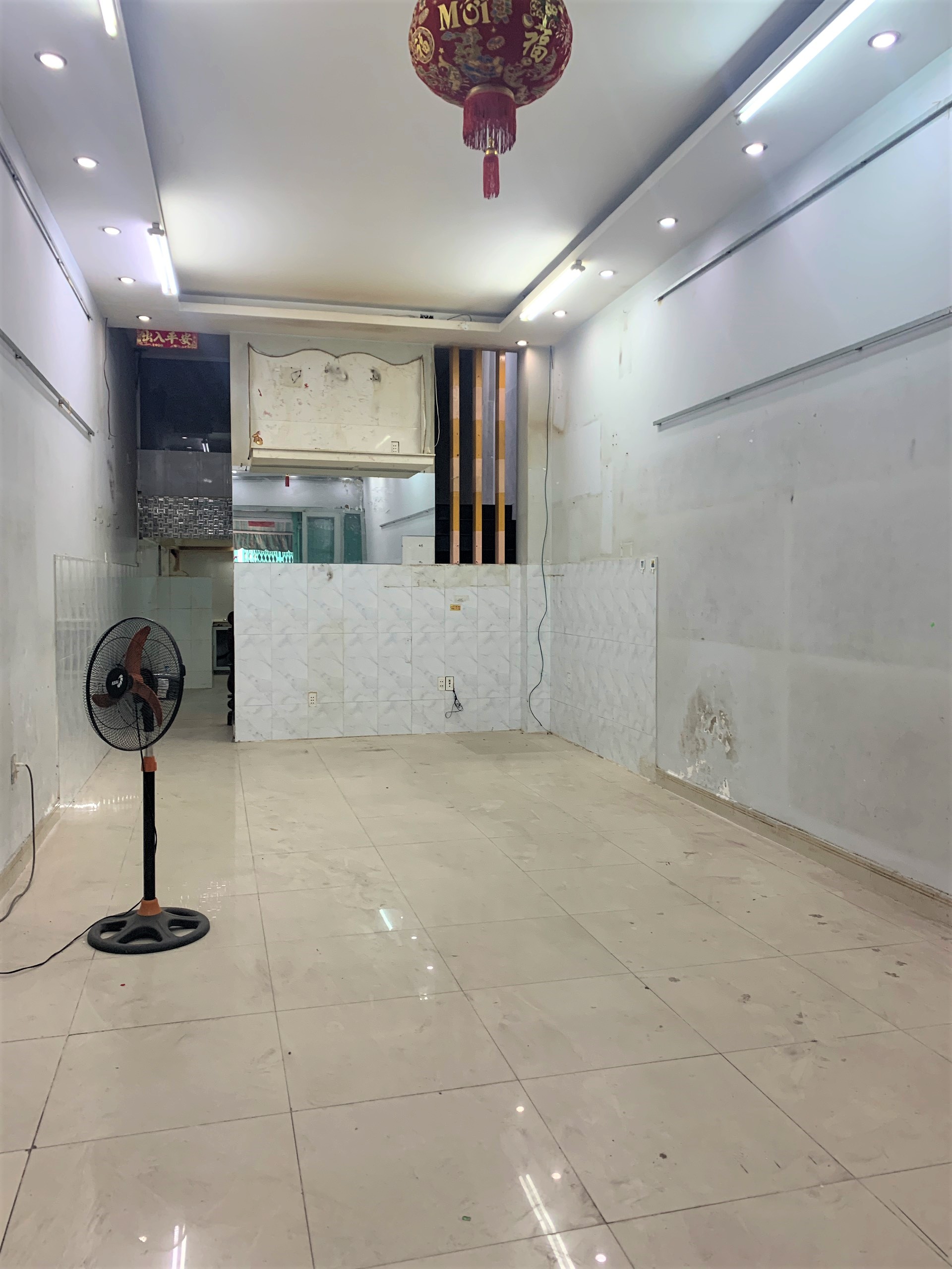 BÁN NHÀ ĐƯỜNG 4m LÊ QUANG SUNG NGAY BẾN XE CHỢ LỚN P2 Q6 - 4 x 17.6m