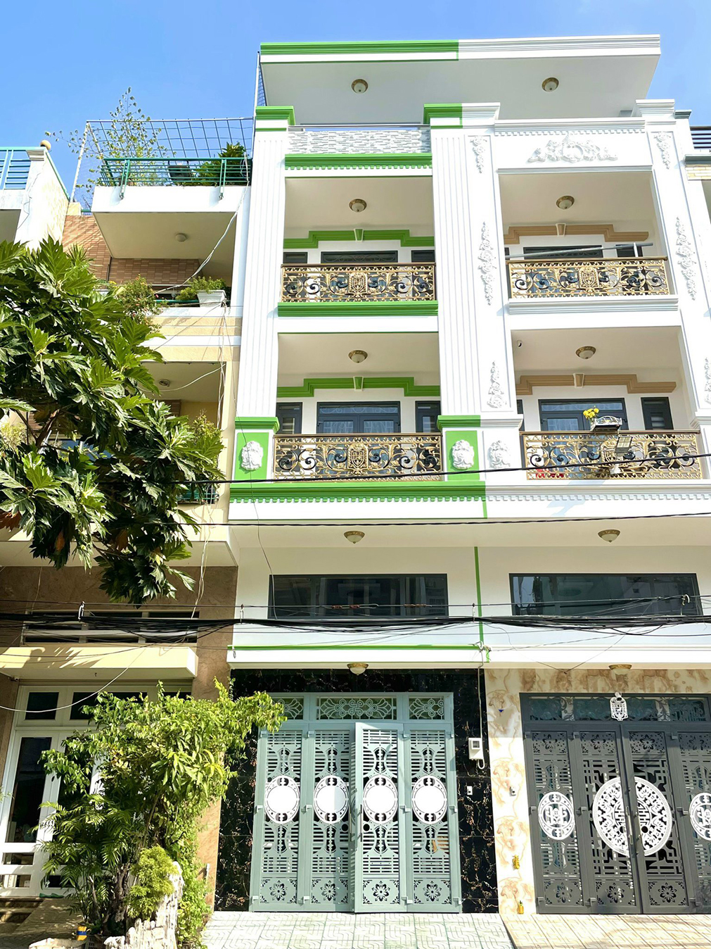 Bán nhà mới ,đẹp, sang trọng Quận 6 - Gần trường Bình Phú