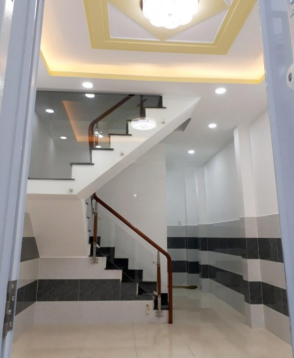 Bán Nhà Hẻm Ba Gác 1/ Lò Gốm P8 Q6 - 1 trệt 1 lầu ở liền