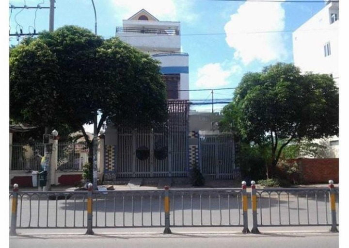 Nhà bán MTKD P10 Q6 - 7.88 x 43.85m - Đúc 3 lầu, gần trường học, chợ,..