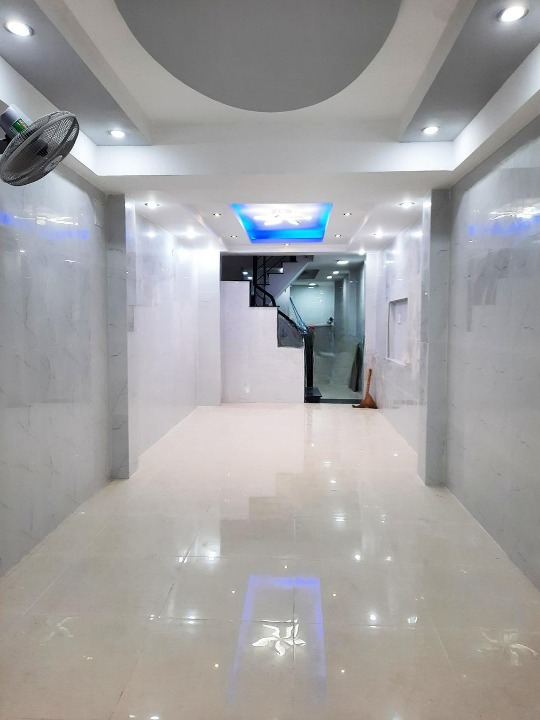 Bán Nhà Nở Hậu Hẻm Hậu Giang Thông Ra Chợ An Dương Vương Q6