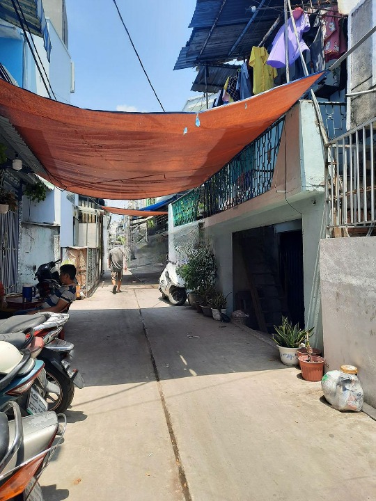 Nhà bán 103m2 đất Cư Xá Phú Lâm A P12 Q6 - 3.6 x 27.36m - nở hậu - gác suốt, 5PN 2WC,..