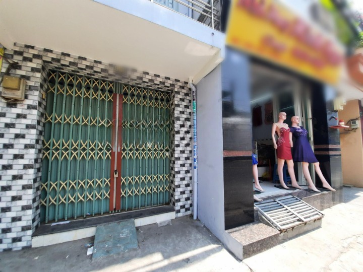 Nhà bán MTKD sầm uất P12 Q6 - 2.6 x 11.51m - Đúc lửng lầu