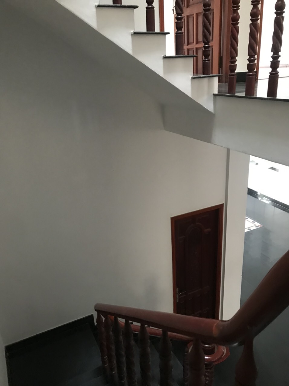 Bán biệt thự mặt tiền đường Khu Tên Lửa đối diện công viên P. Bình Trị Đông B, Bình Tân - 8x25m