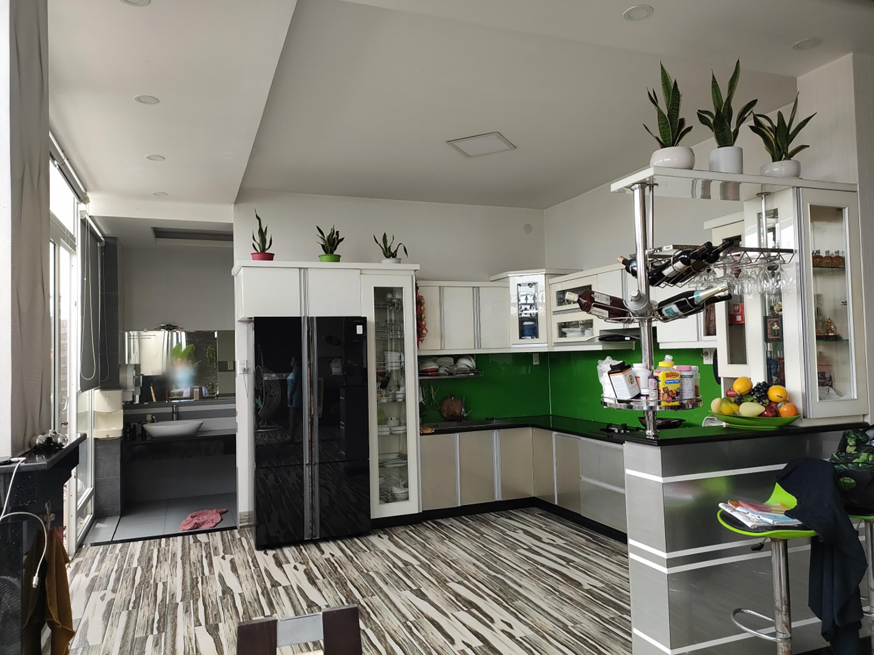 Bán nhà biệt thự 7x46.5m có sân rộng - Giáp Bình Phú quận 6