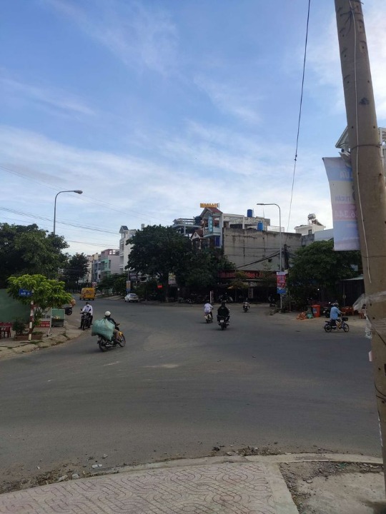 Bán Nhà Đẹp Đường Kinh Doanh 30m Lê Cơ - An Lạc, Bình Tân - 9x20m