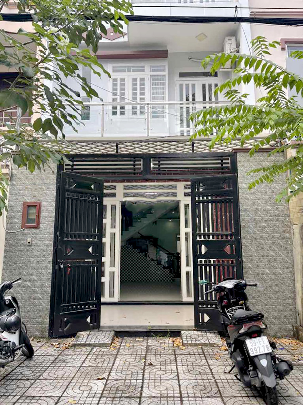 Bán nhà mới 5x16m đối diện công viên - Gần khu công nghiệp PonChen