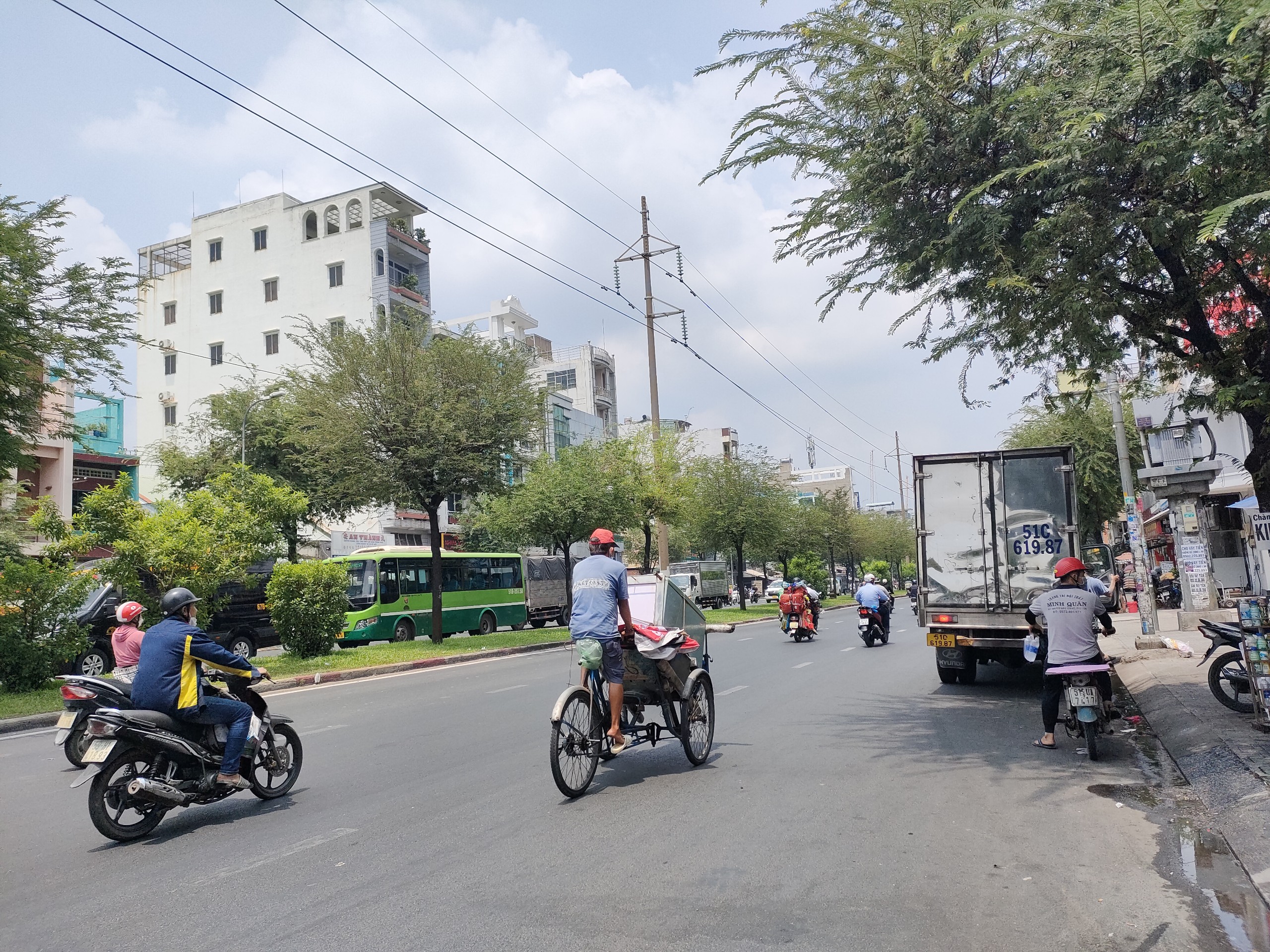 Bán nhà MTKD đường Hồng Bàng Quận 11 - 4.3 x 14.3m nở hậu 7.2m