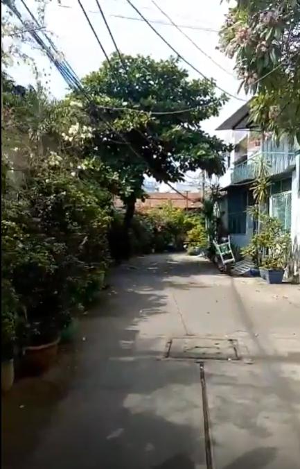 Nhà đẹp vào ở liền - Lạc Long Quân P3, Q11 - 2 Lầu, Sân thượng.