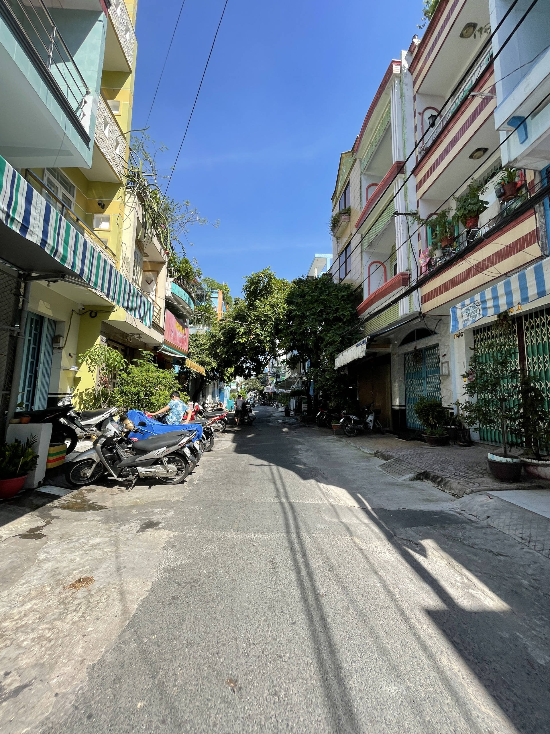 Mặt tiền nội bộ - Cư xá Bình Thới - Thái Phiên P8, Q11.