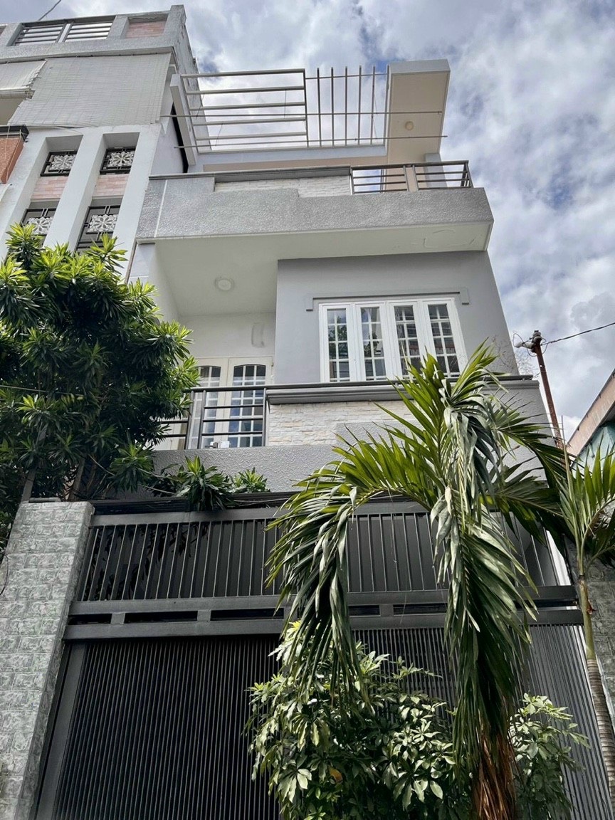 Hẻm 4m thông - Bình Thới p14, q11 - 3.9m x 16.5m - 2 lầu vào ở liền.