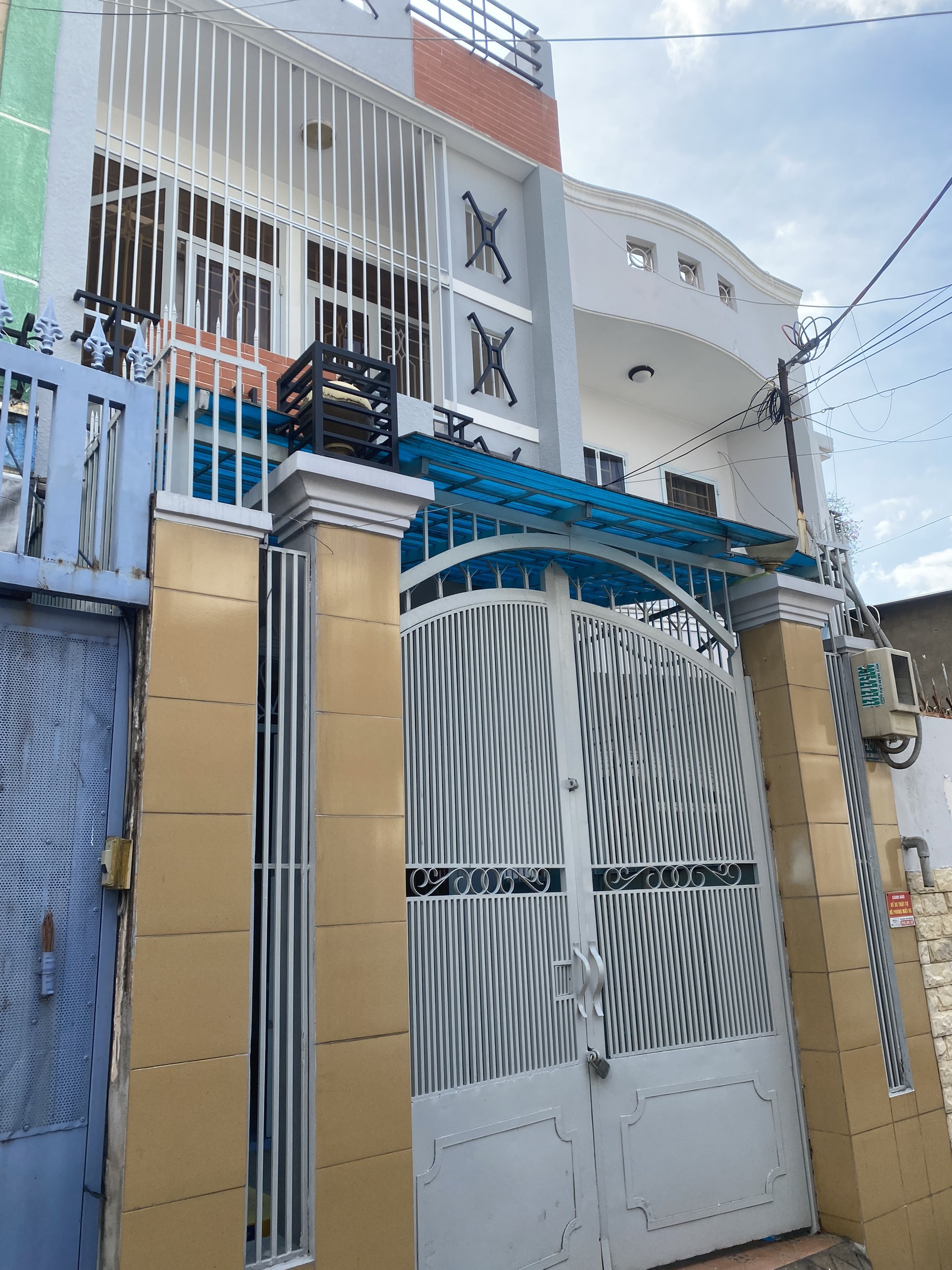 Hẻm 4m thông - Lạc Long Quân, P5, Q11 - Giá tốt khu vực