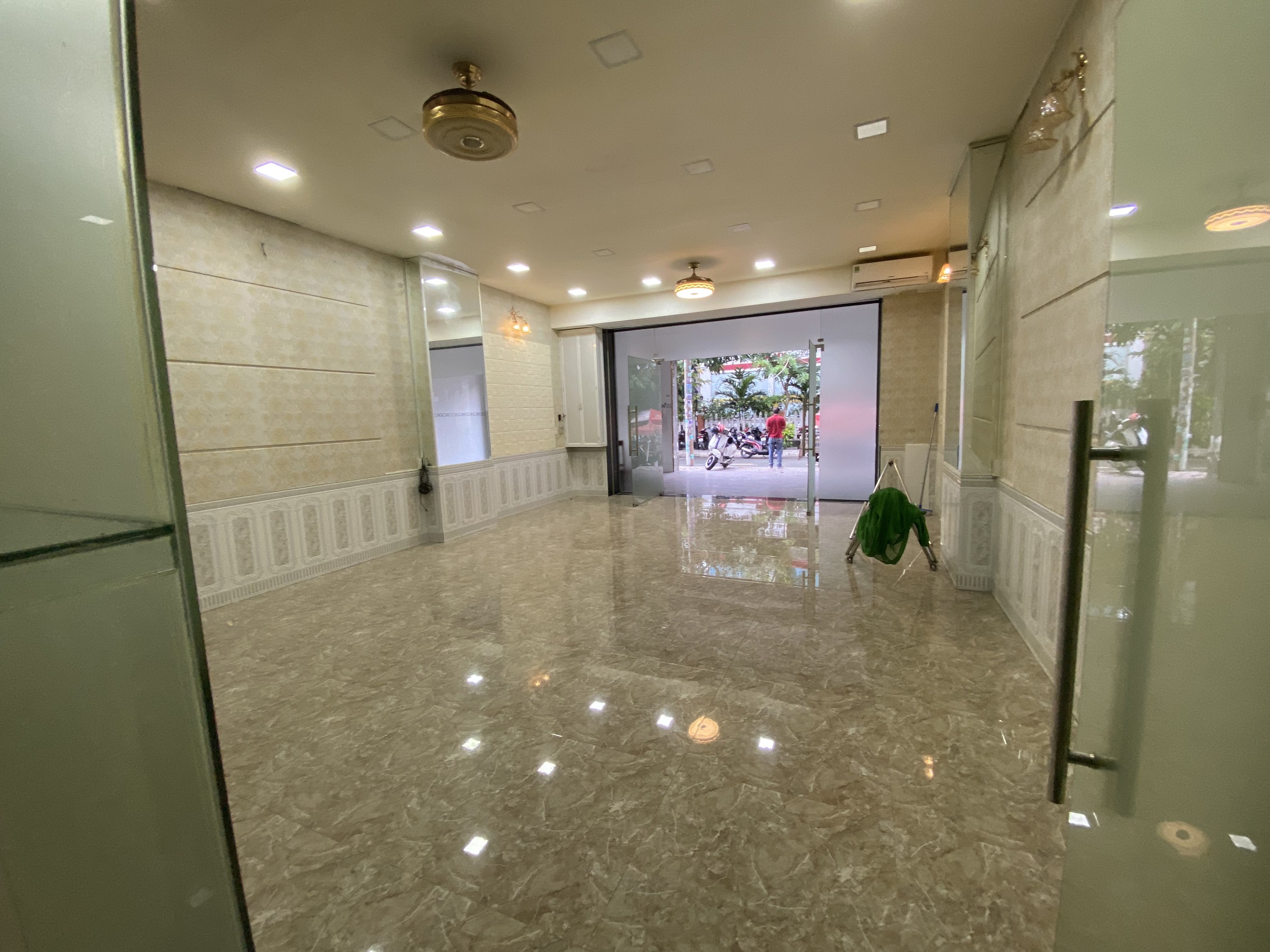 Bán nhà 6x21m  khu Tên Lửa -Gần Aeon Bình Tân