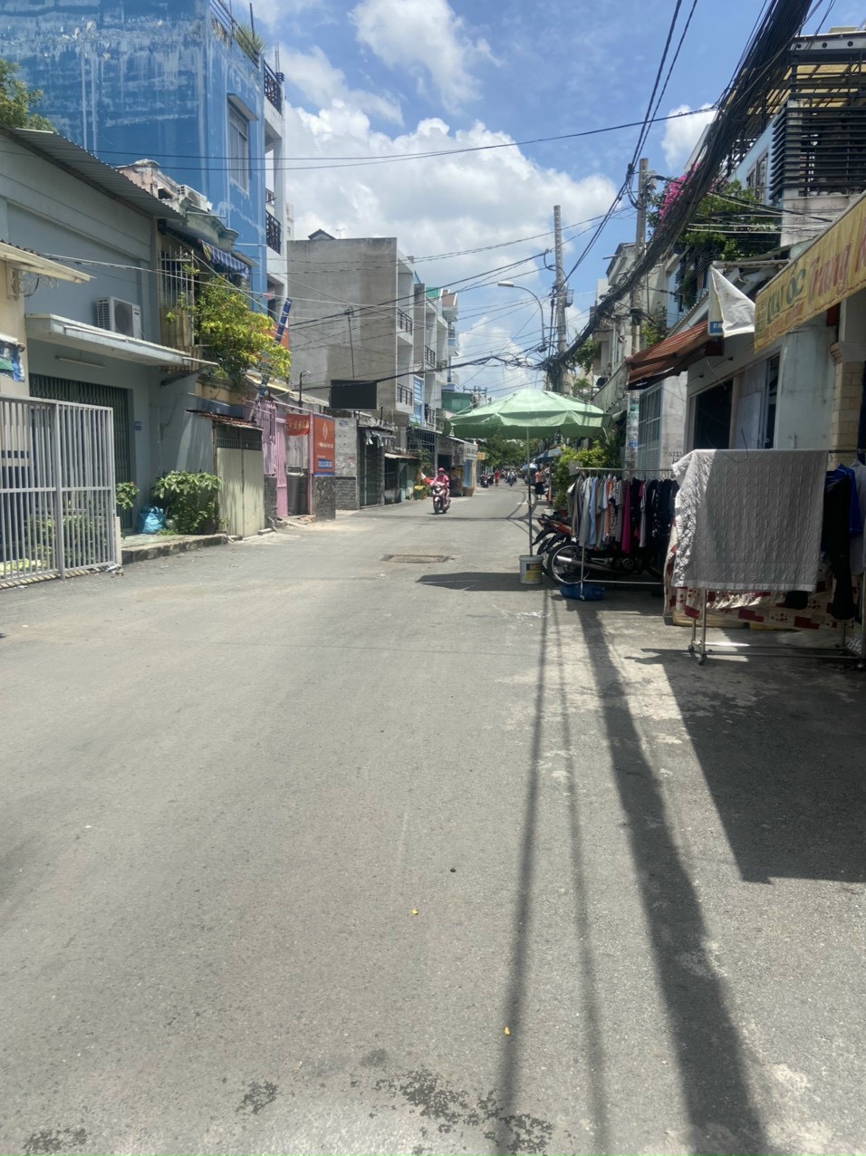 Bán nhà Đường xe tải Nguyễn Văn Luông P11 Q6 - 4.26 x 11.86m