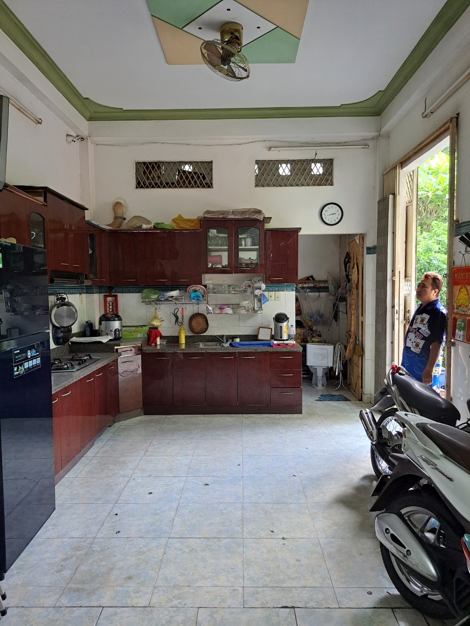 Bán nhà căn góc đường xe tải khu Tên Lửa , gần công viên thoáng mát