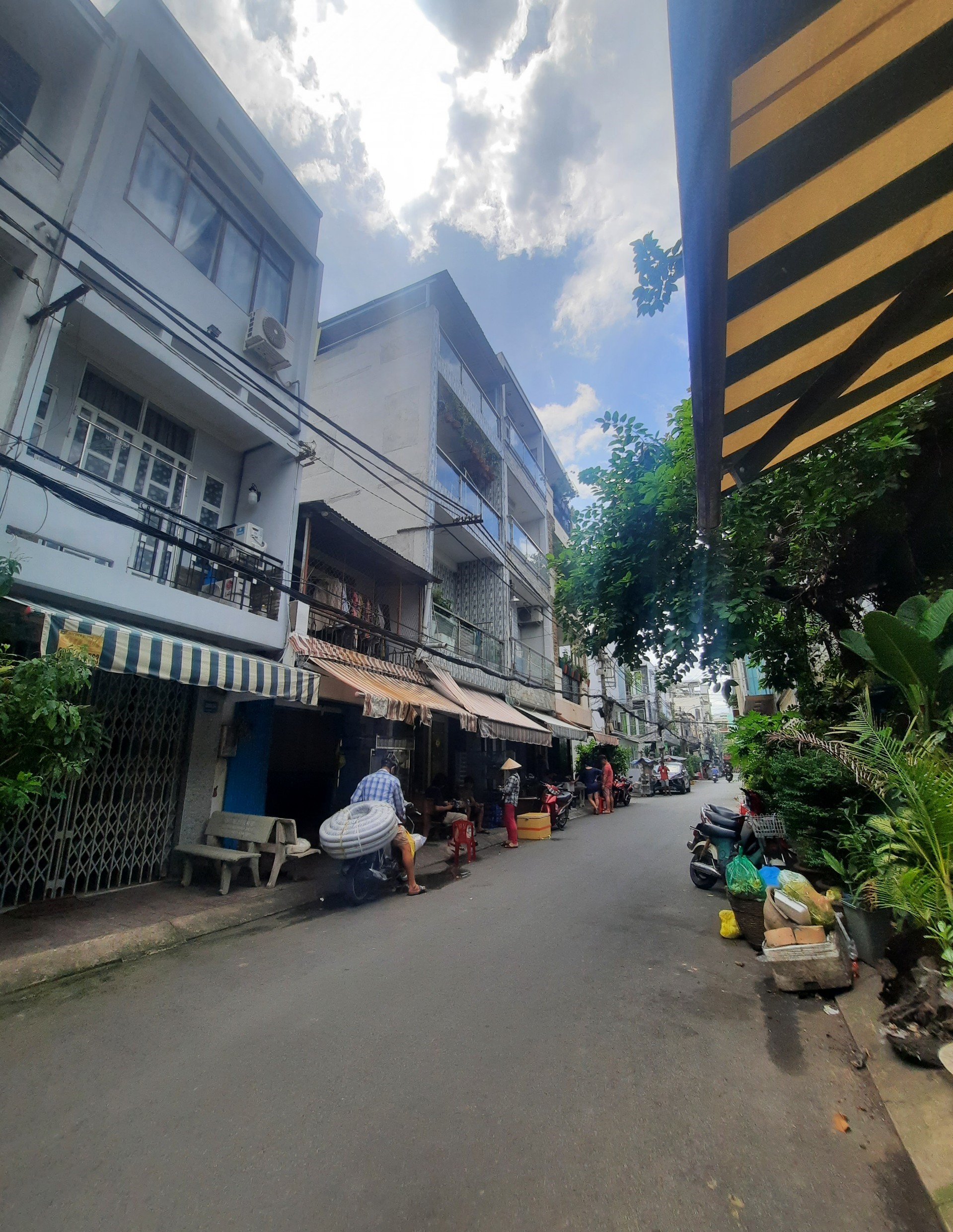 MẶT TIỀN KINH DOANH - Minh Phụng P2, Q11 - Nhà đẹp vào ở liền