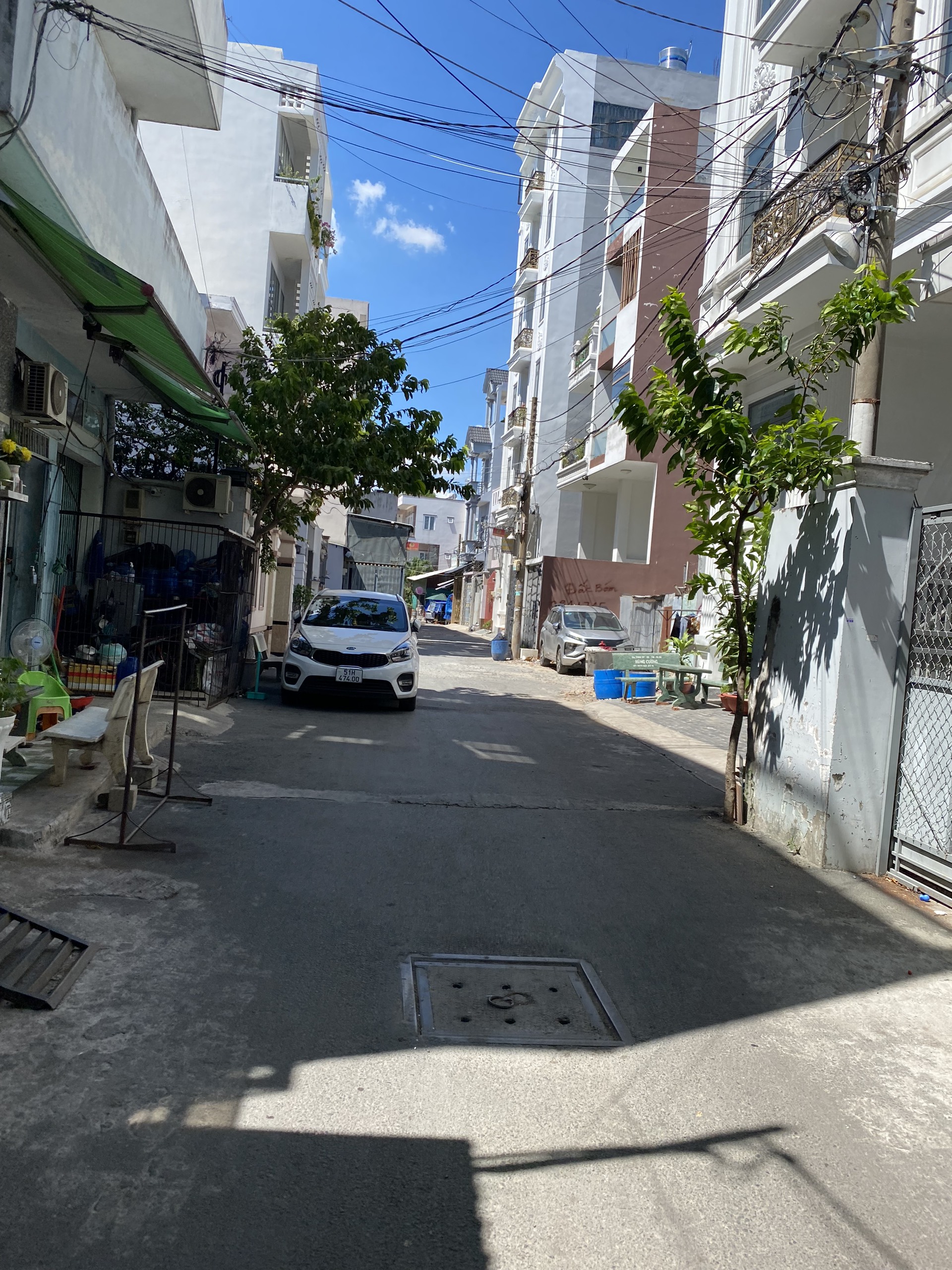 Bán đất giá tốt , xây dựng đủ- Gần Aeon Bình Tân