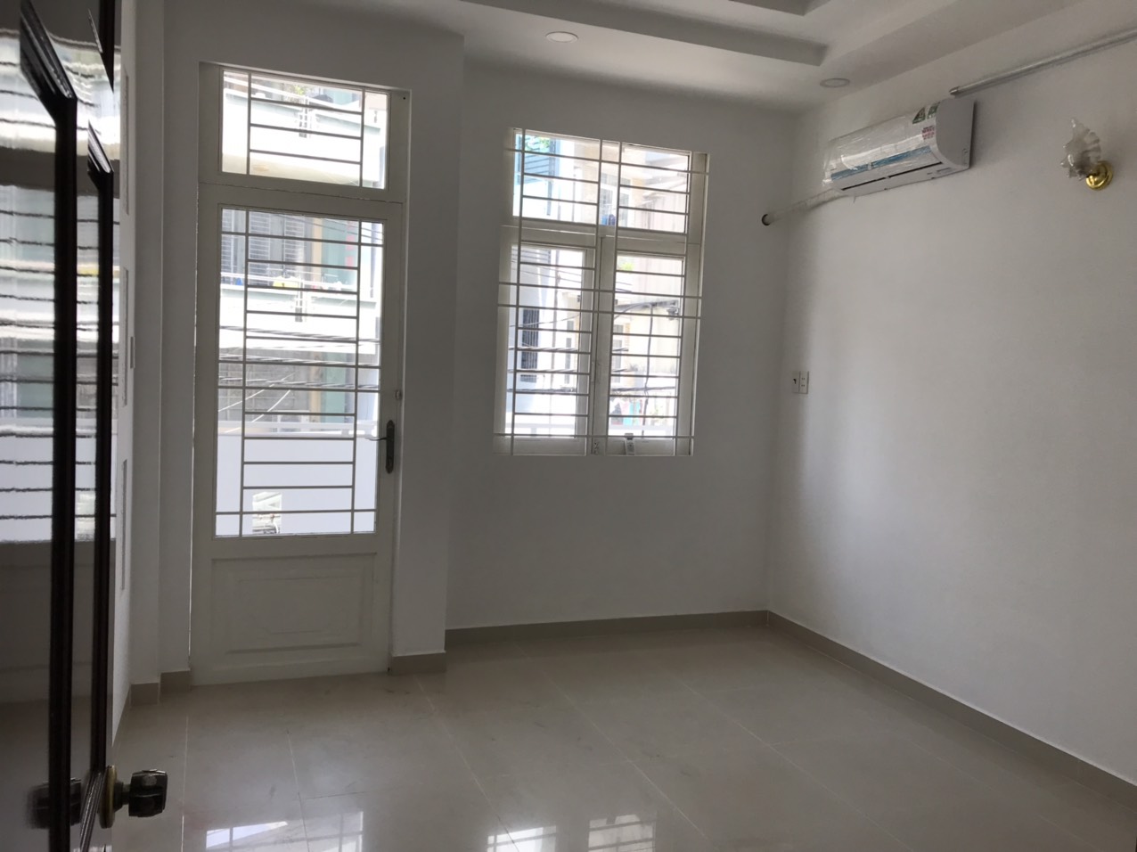 MTKD - ĐỘI CUNG - P9 Q11 - KHU KINH DOANH BUÔN BÁN