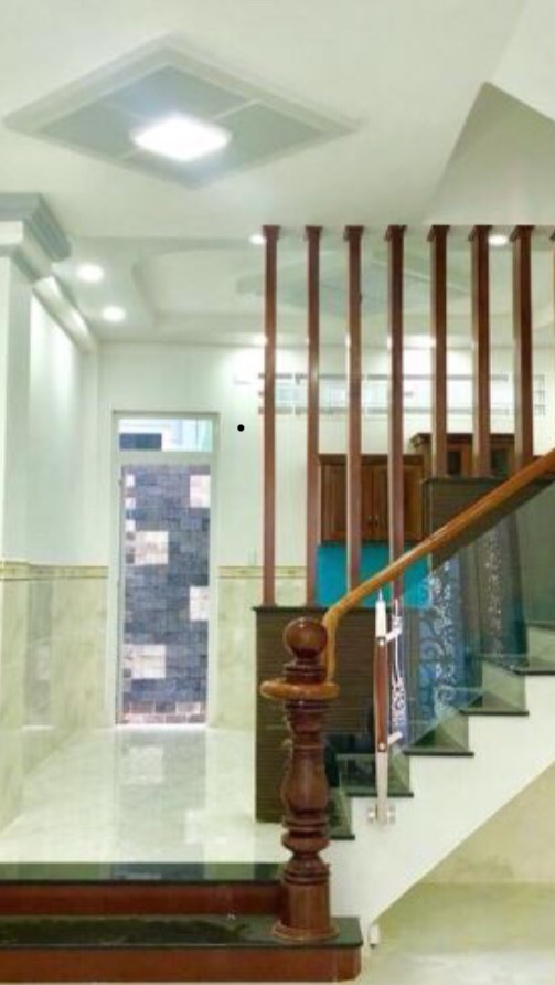 Bán nhà đẹp khu Liền kề giáp quận 6