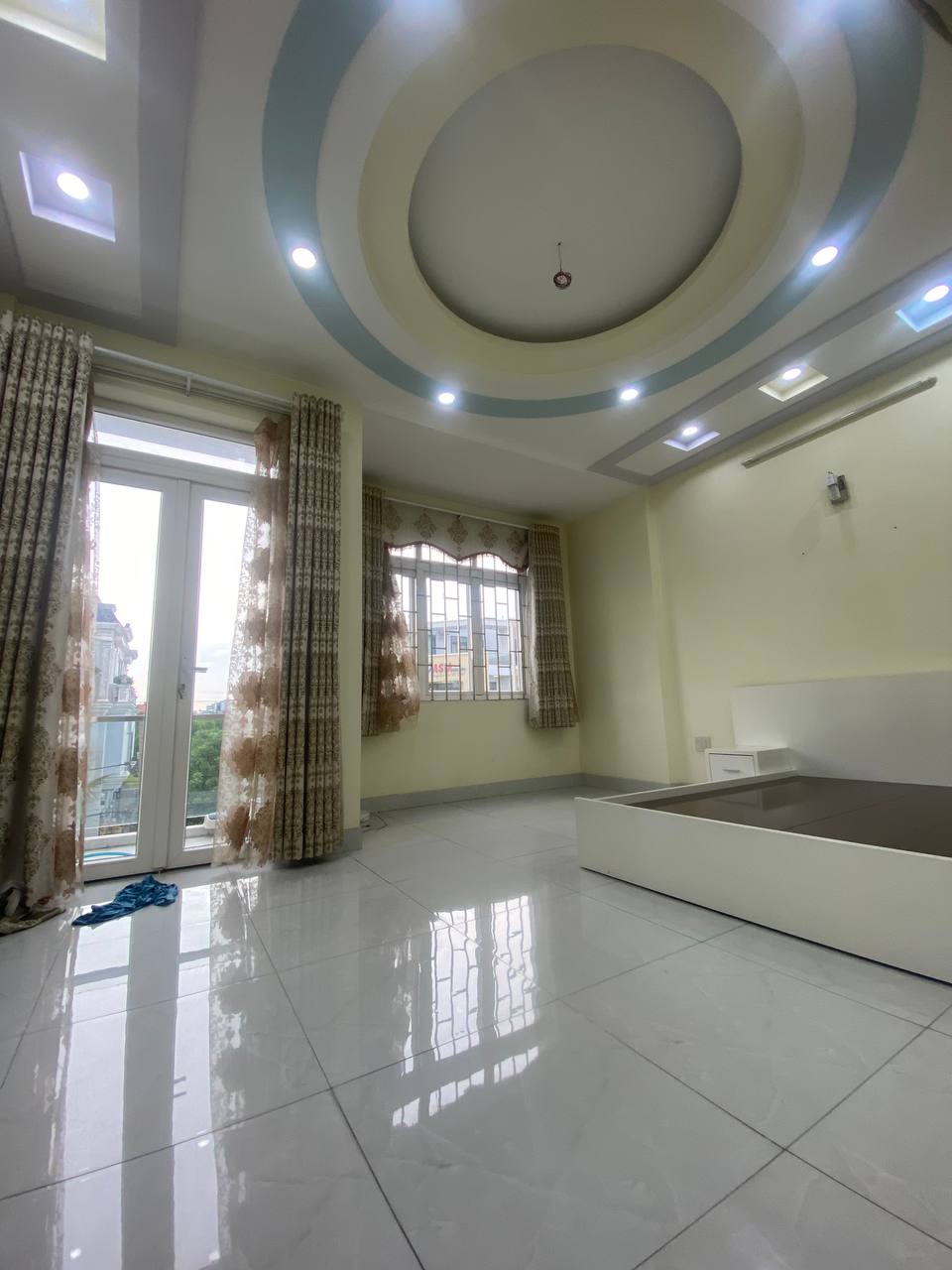 Bán nhà đẹp vào ở ngay 5x20m gần Aeon Bình Tân