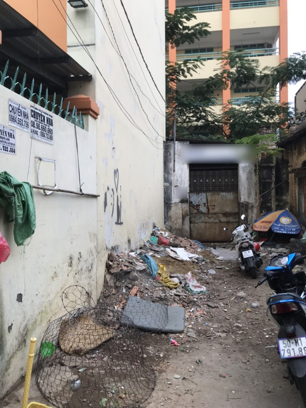 Bán nhà nát 104m2 , Giáp khu Tên Lửa Bình Tần