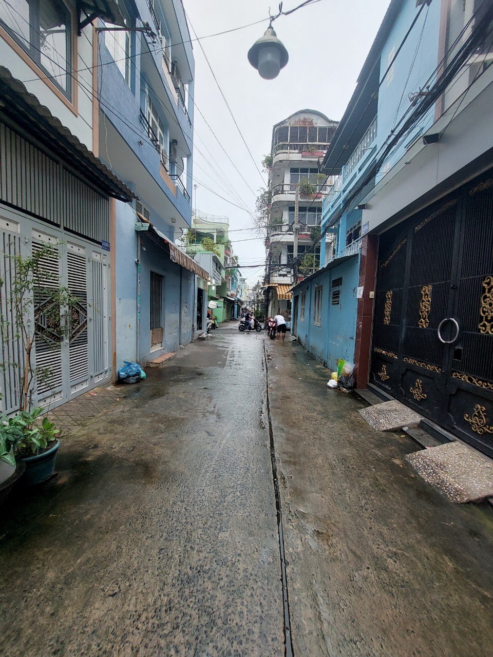 HẺM 6M - HÀN HẢI NGUYÊN, P2, Q11 - NHÀ 5 TẦNG KIÊN CỐ VÀO Ở NGAY