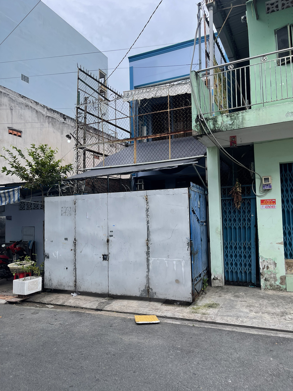 Bán nhà 2 mặt tiền đường khu Tên Lửa , gần chợ Khiếu Năng Tĩnh