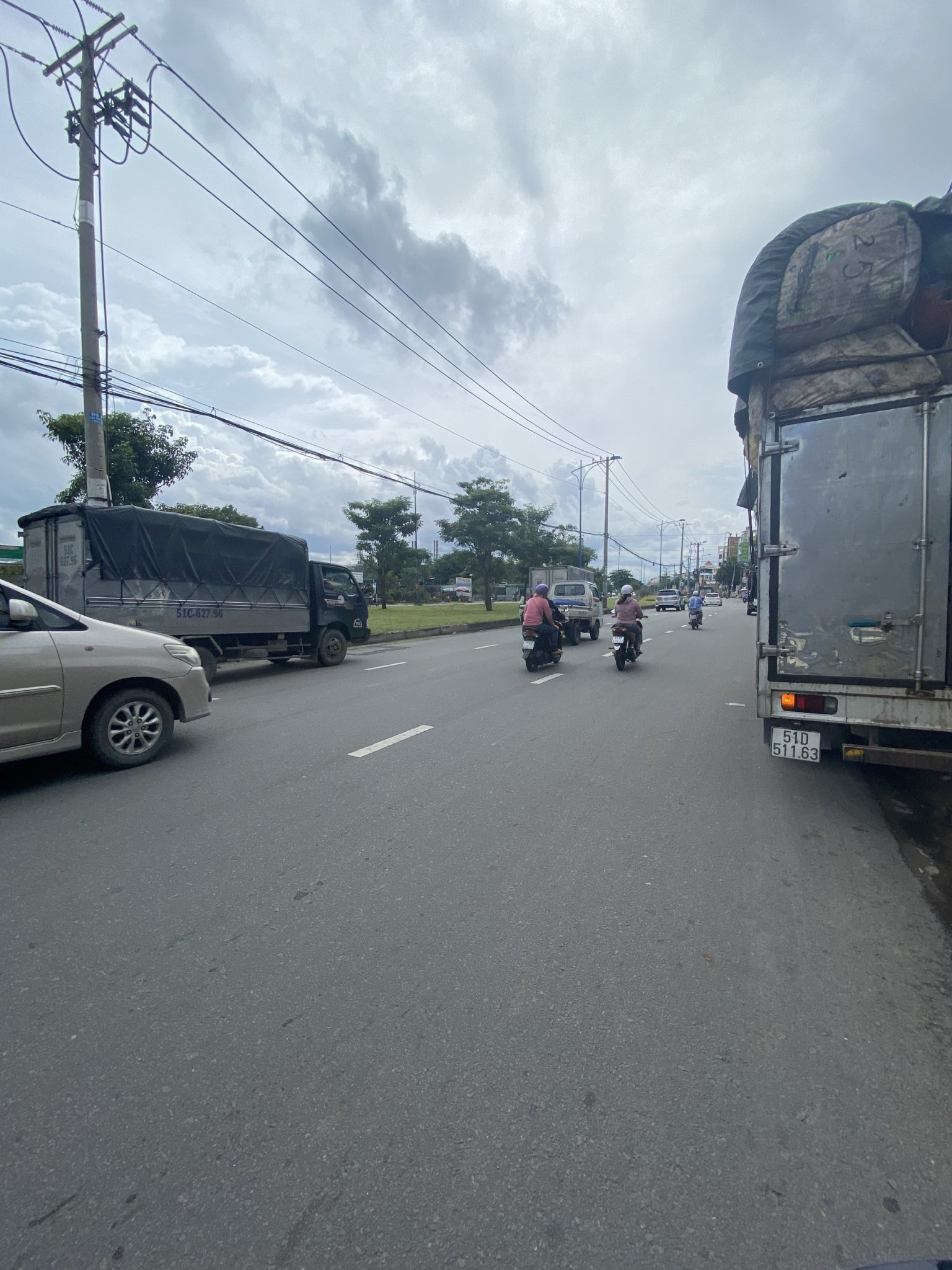 Bán đất biệt thự mặt tiền kinh doanh Trần Văn Giàu khu Tên Lửa