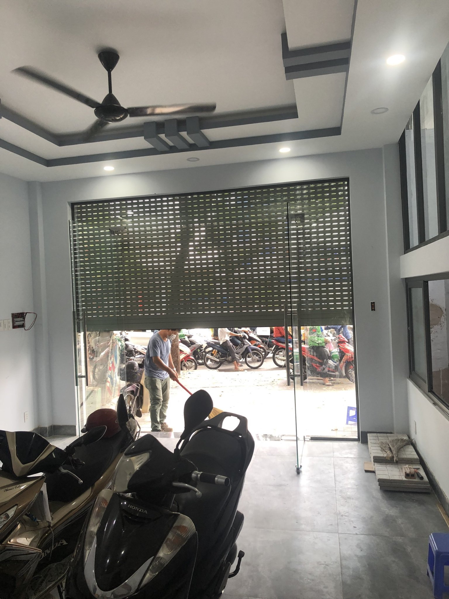 MẶT TIỀN CĂN GÓC ĐƯỜNG 3/2 - LÝ THƯỜNG KIỆT - 4.7m x 9.1m - ĐANG CÓ HỢP ĐỒNG THUÊ 55 Triệu/ tháng