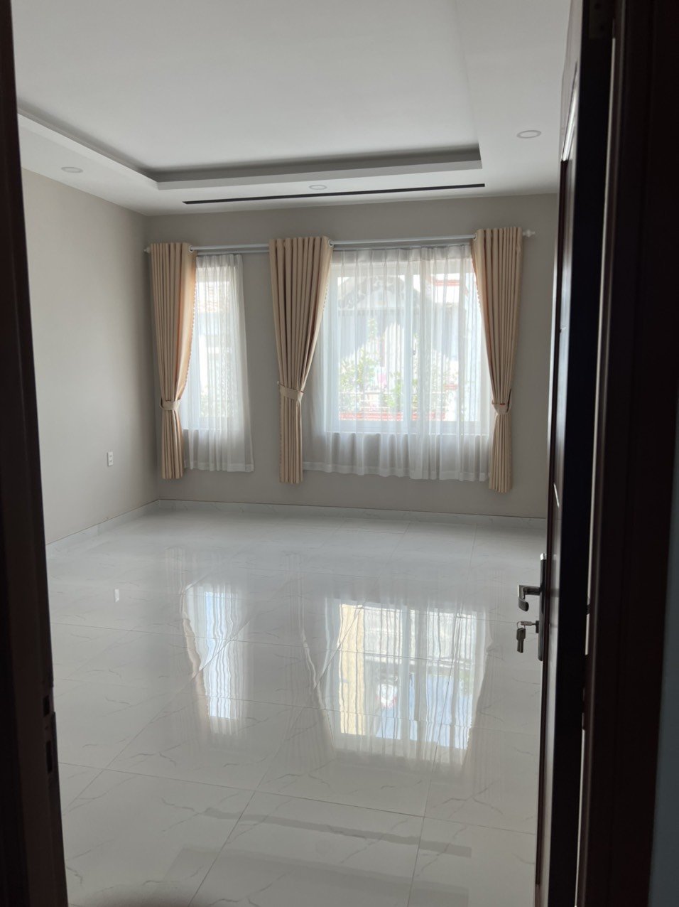 HẺM BA GÁC - XÓM ĐẤT, P10, Q11 - CÁCH CỔNG CHỢ BÌNH THỚI 20m, TIỆN KINH DOANH, BUÔN BÁN.