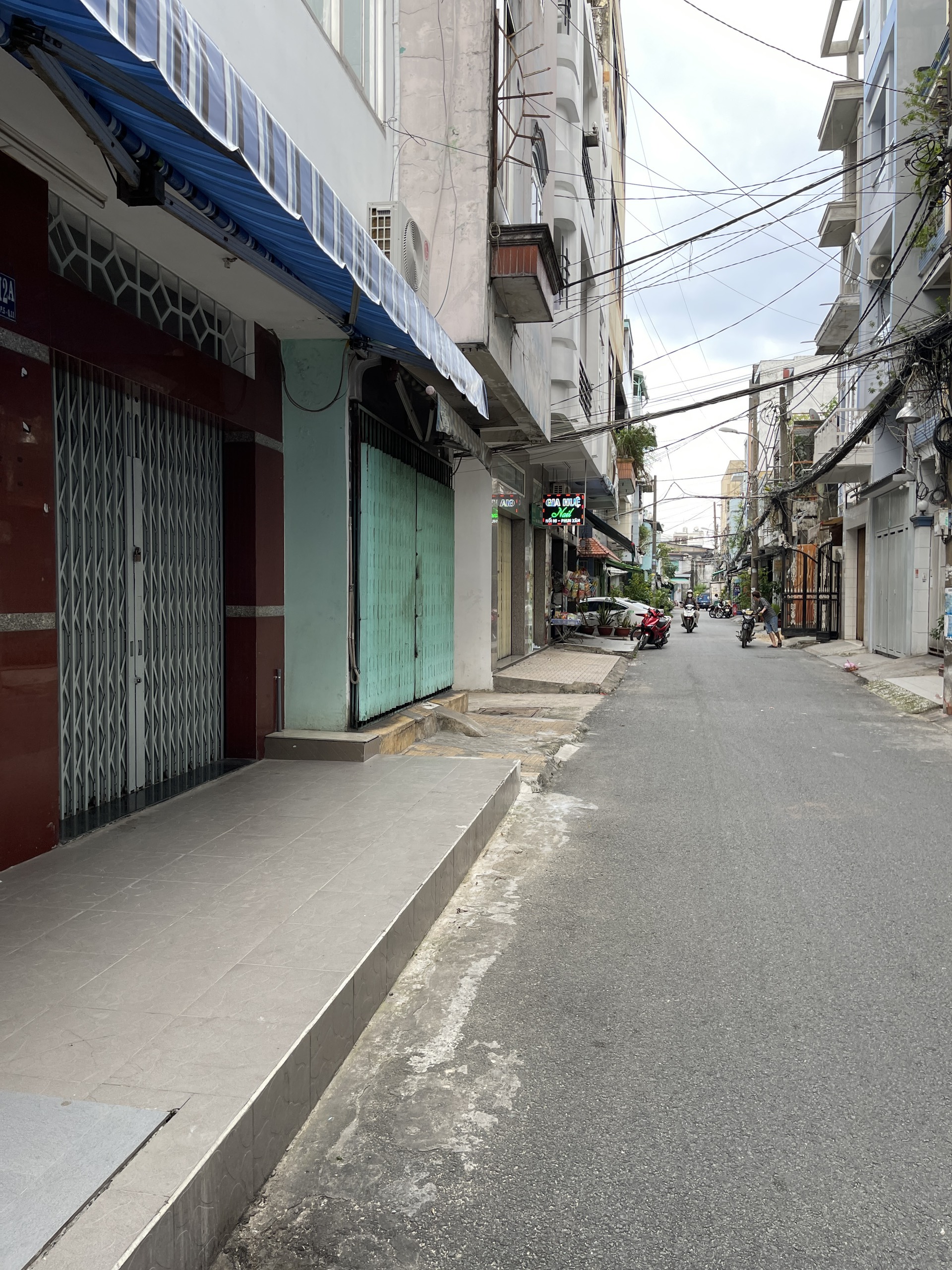 MẶT TIỀN KINH DOANH - LẠC LONG QUÂN P5, Q11 - KHU AN NINH, DÂN TRÍ