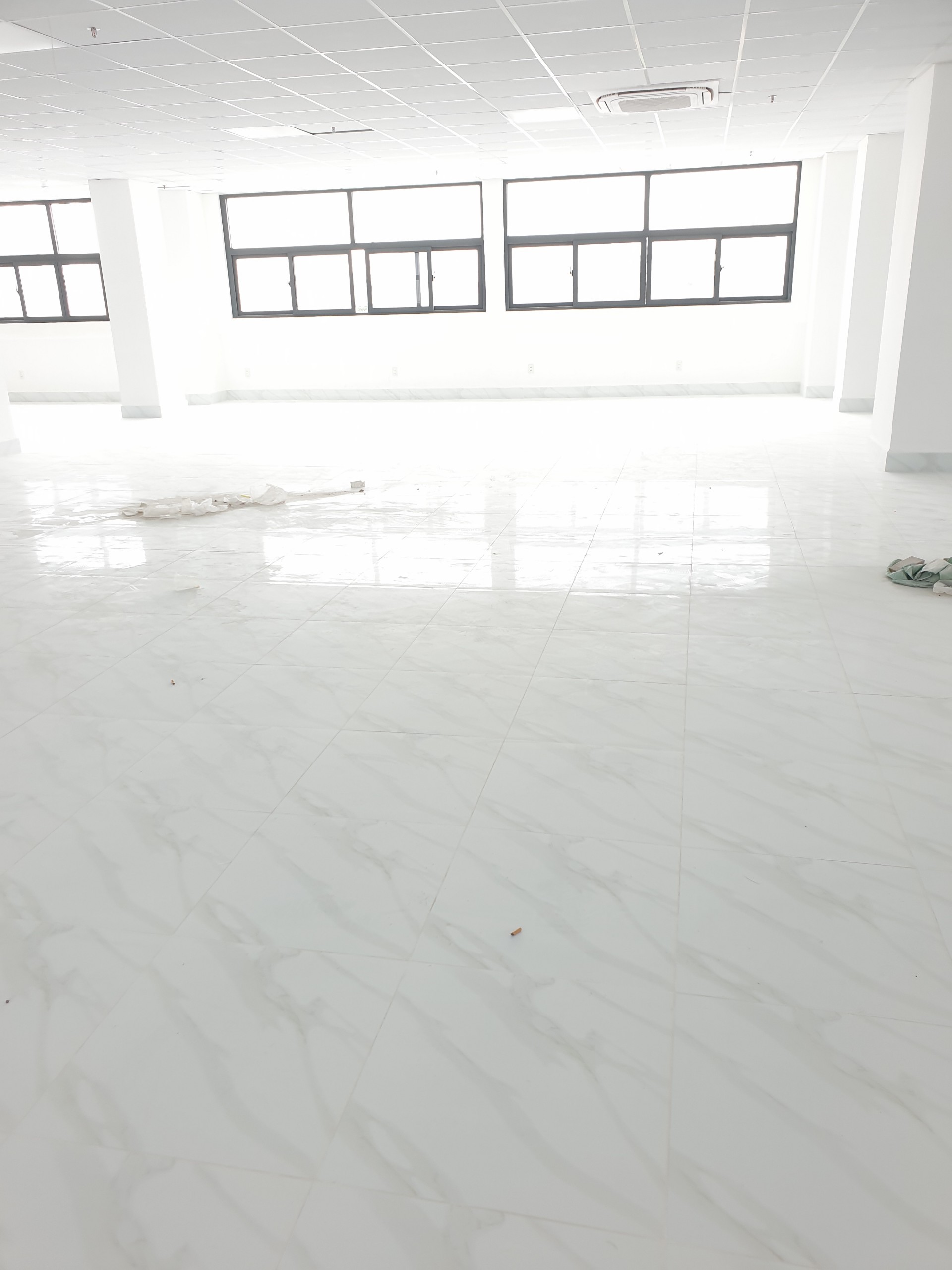 Bán tòa nhà góc 2 mặt tiền Q6 , Khu dân cư Bình Phú - 24.25 x 62.57m