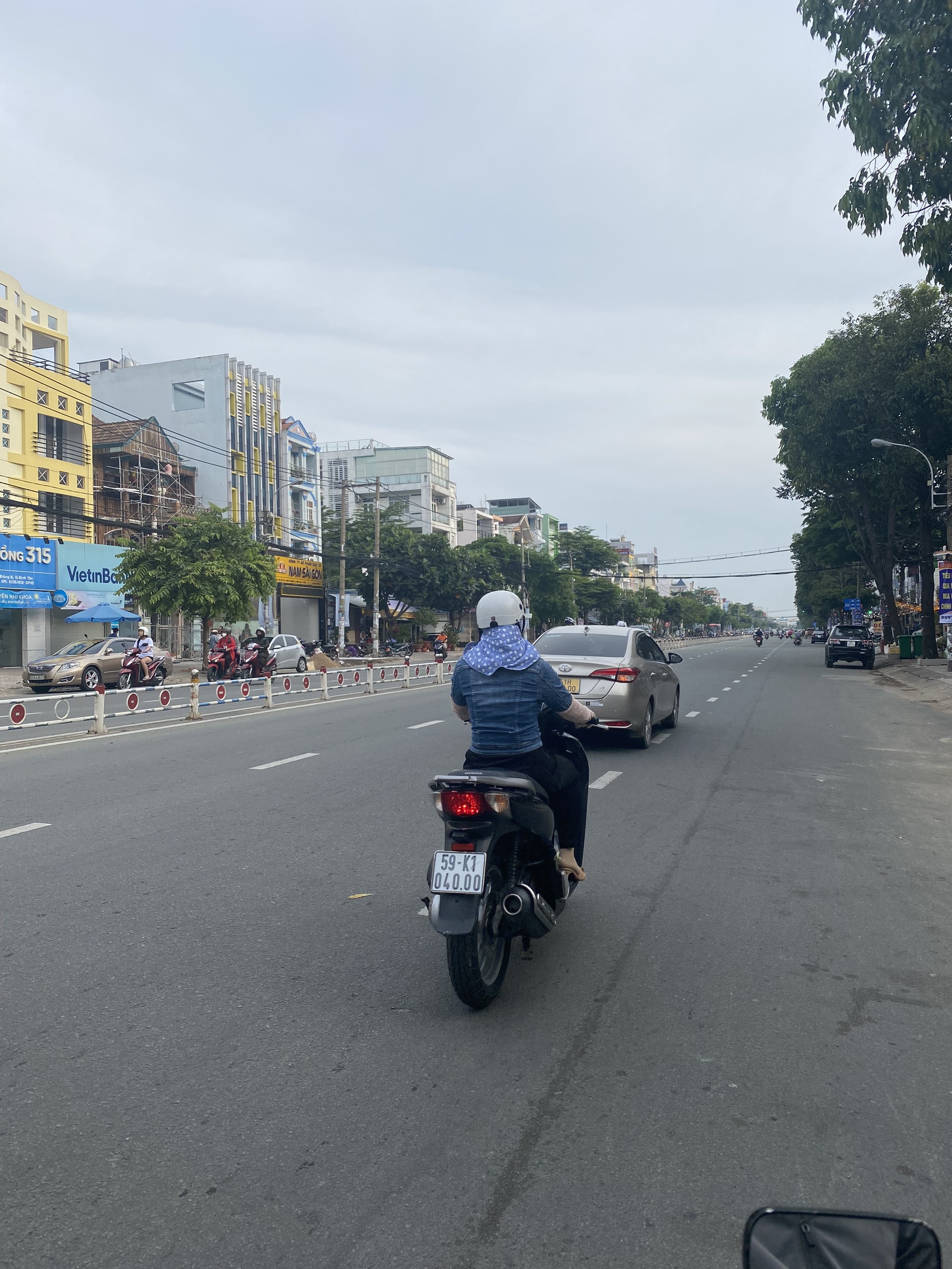 Bán nhà mặt tiền kinh doanh khu Tên Lửa - cho thuê 150 triệu/ tháng