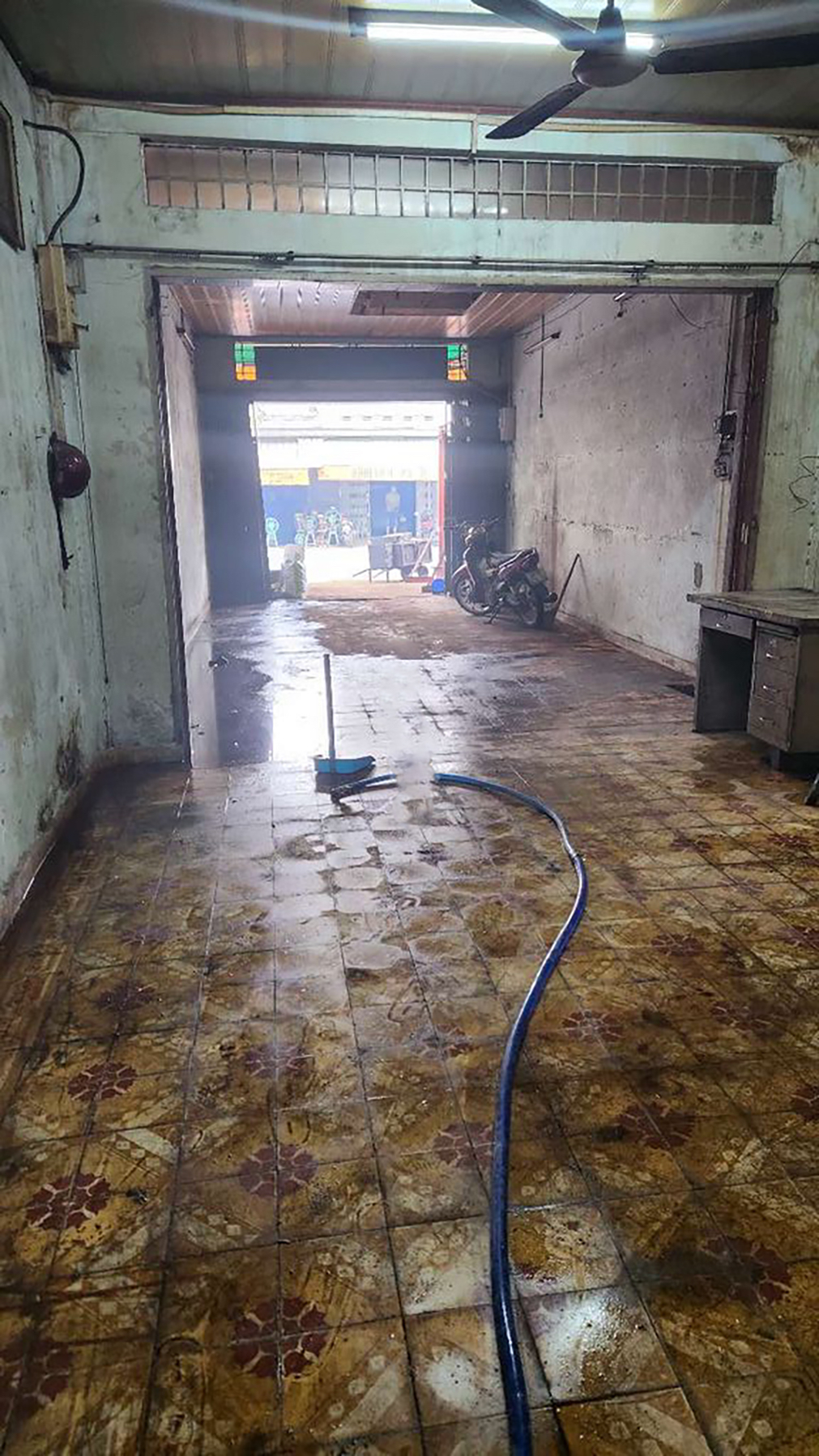 Bán nhà mặt tiền kinh doanh chợ Bình Tiên quận 6