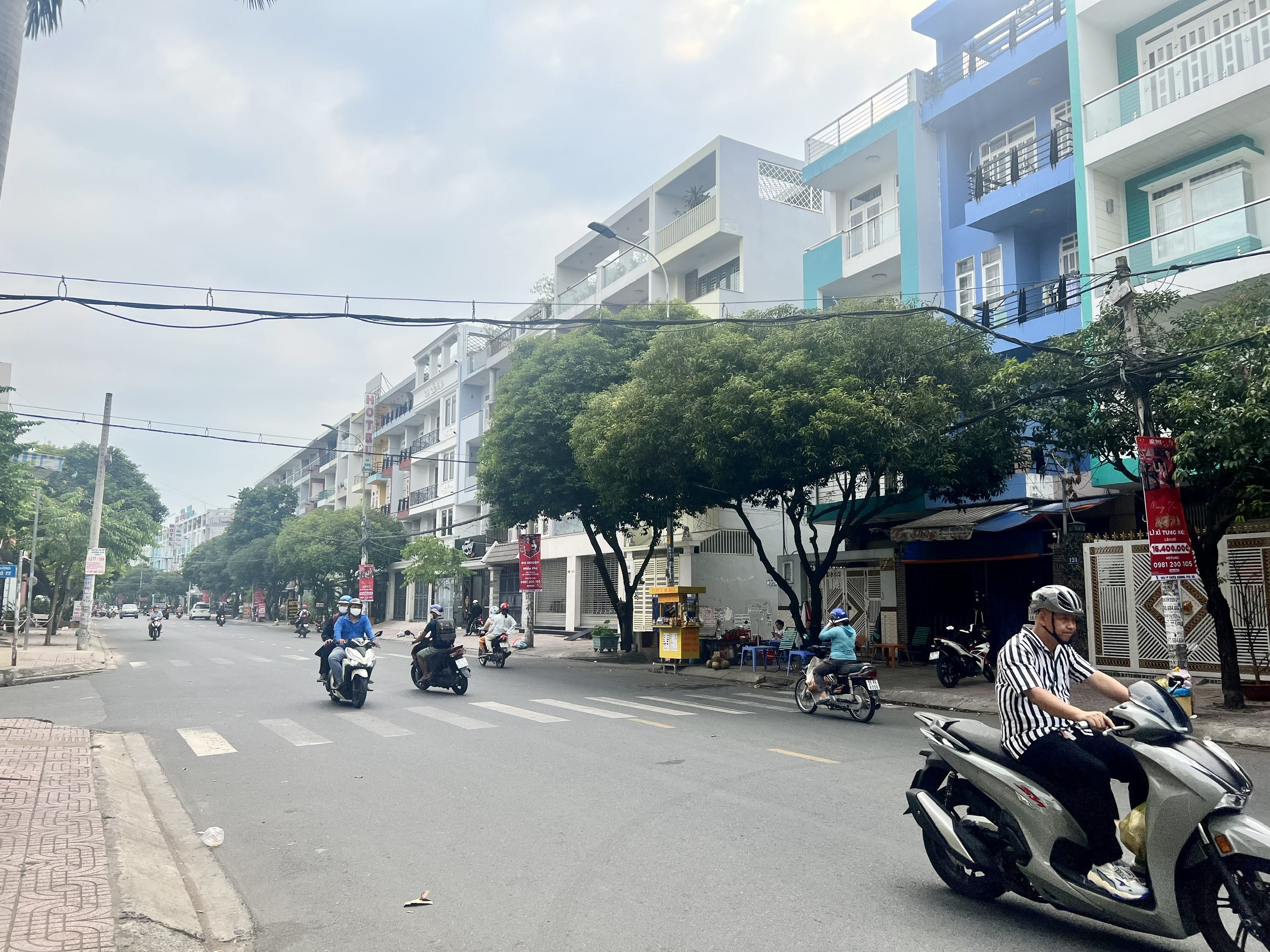 Nhà bán mặt tiền kinh doanh Khu Bình Phú gần chung cư An Phú P11 Q6 - 4 x 31m - Đúc 3 lầu sân thượng, 5PN 5WC