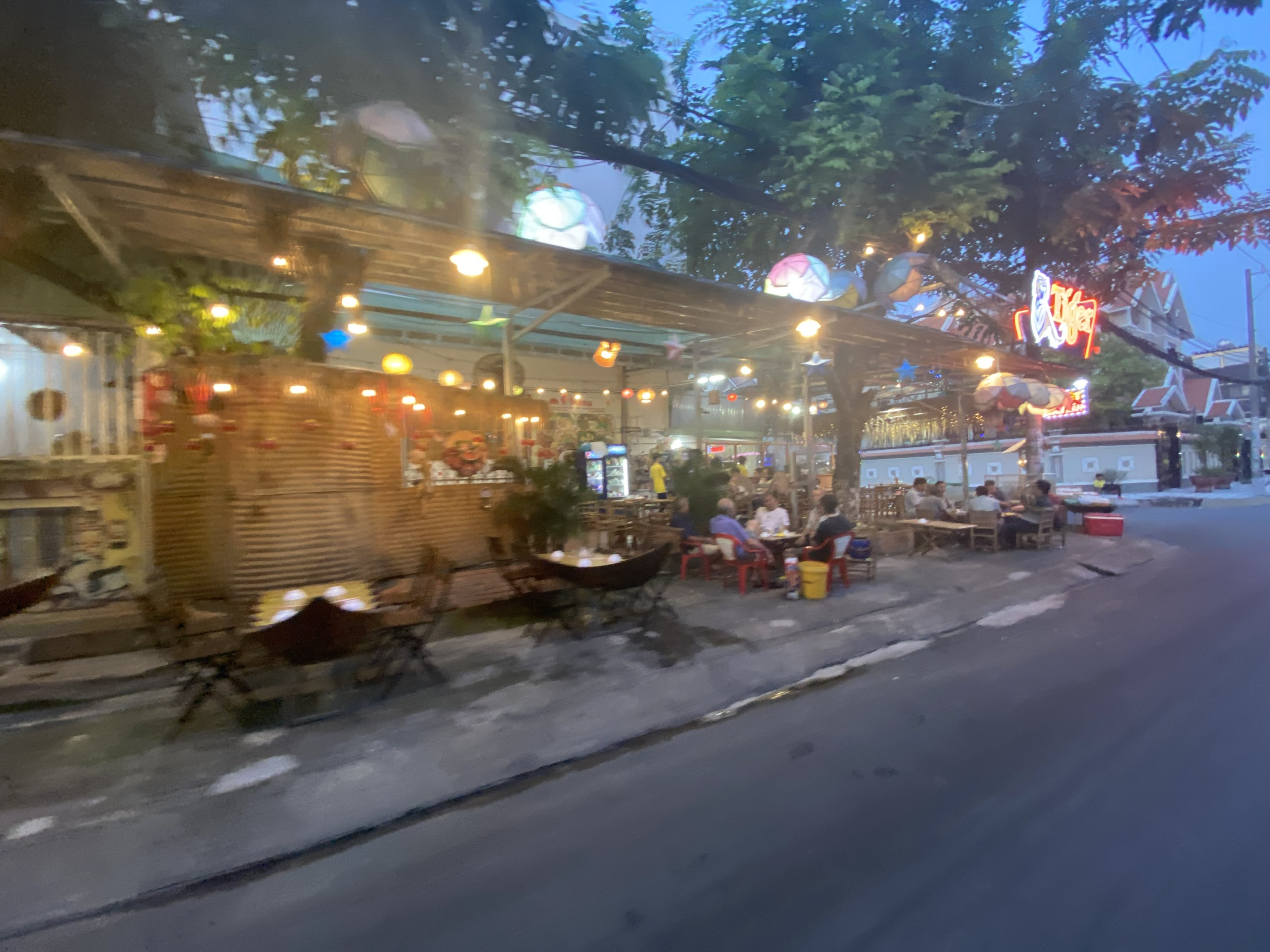 Bán đất khu Tên lửa , đang cho thuê 16 triệu