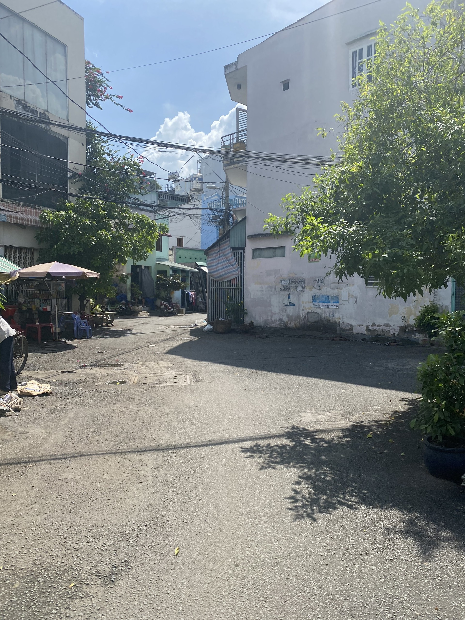 Bán nhà gần chợ Phú Lâm , kế bên Phố Ẩm thực Quận 6