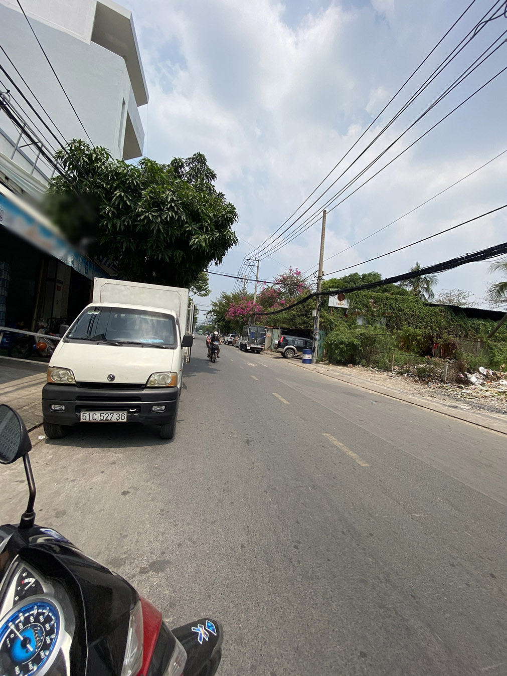 Bán nhà 8x18.5m mặt tiền kinh doanh - Gần trường Bình Phú