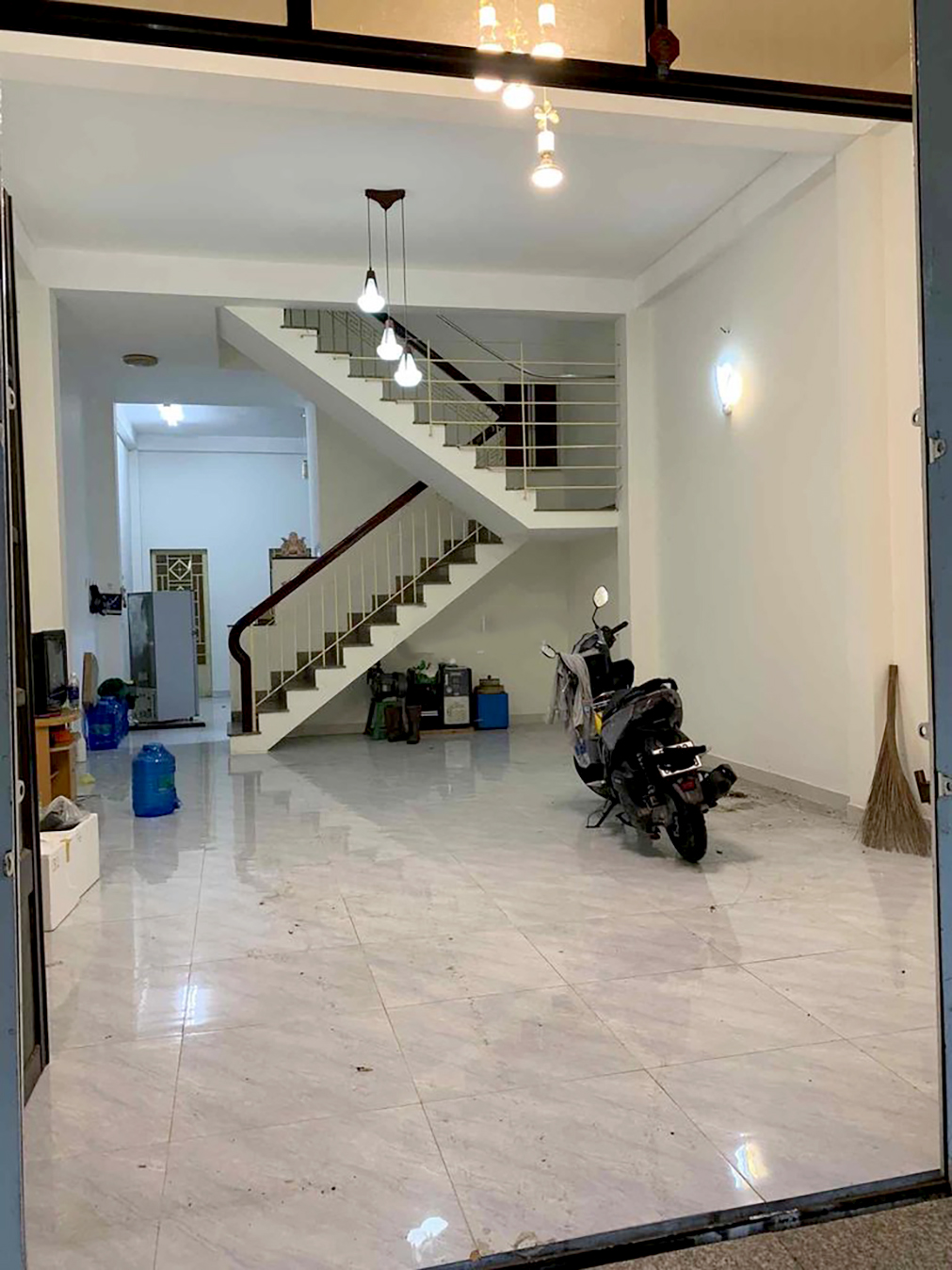 Bán nhà mặt tiền chính khu dân Cư Phà Phú Định