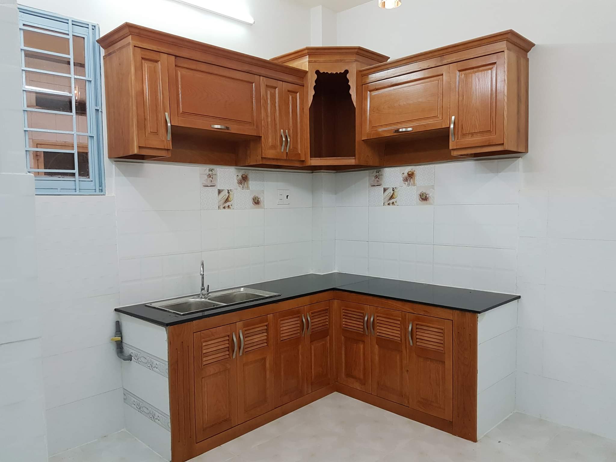 Bán nhà 2 mặt tiền hẻm xe tải, đối diện Parkson Lê Đại Hành Q11