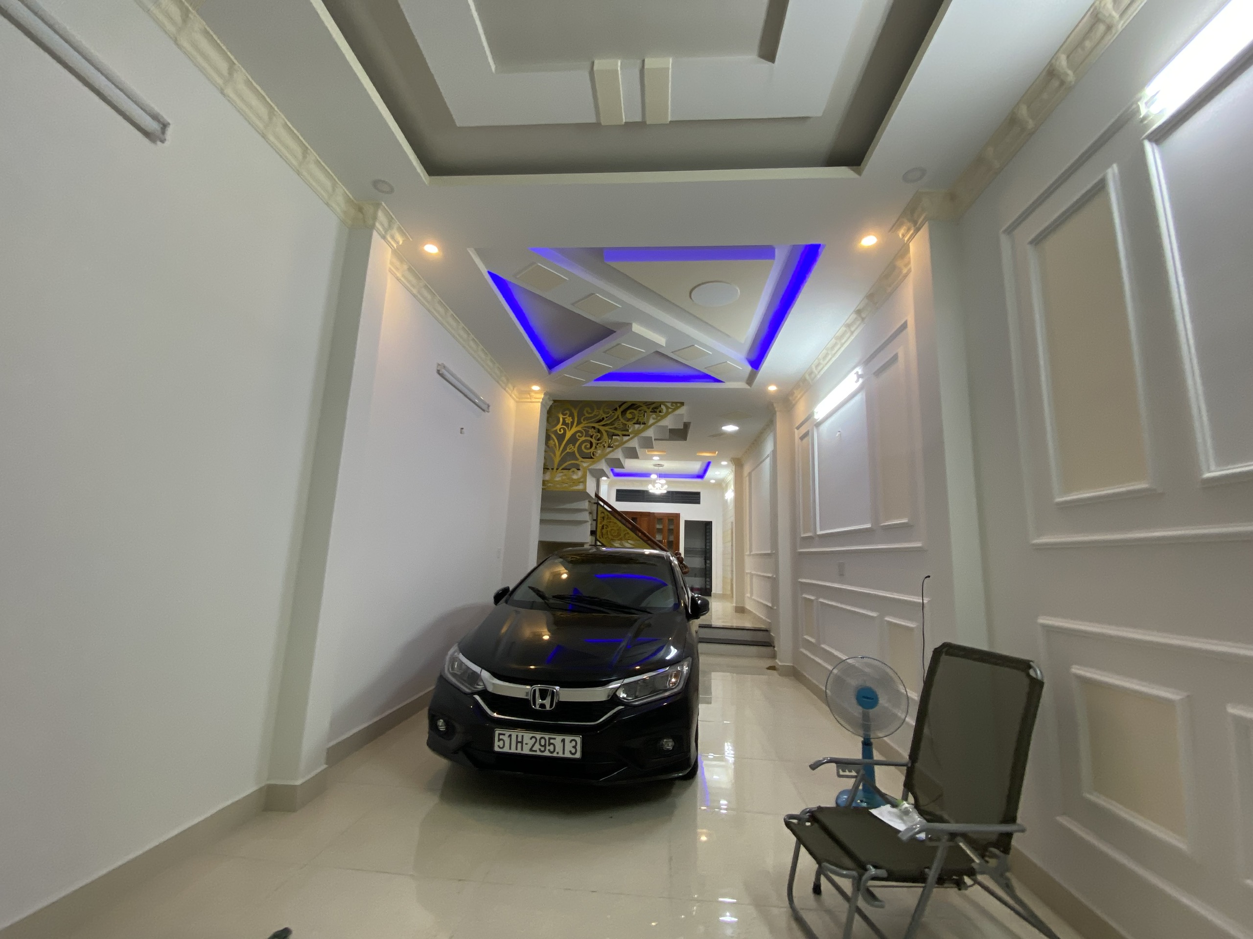 Bán nhà mới mặt tiền kinh doanh khu Bình Phú , gần công viên Bình Phú